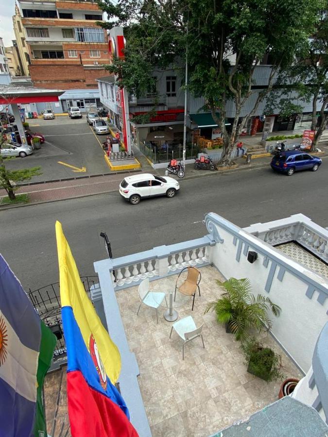 Petronio'S Hostel Cali Buitenkant foto