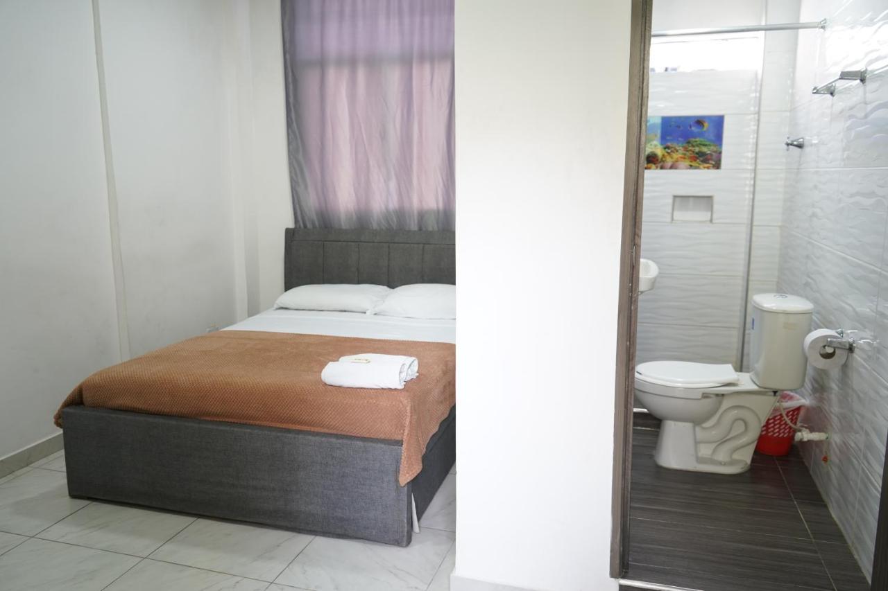 Petronio'S Hostel Cali Buitenkant foto